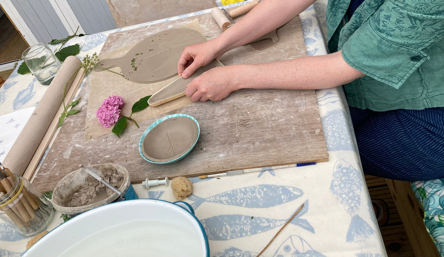 Adults 2 hours private Ceramics workshop - choose your day, time and project